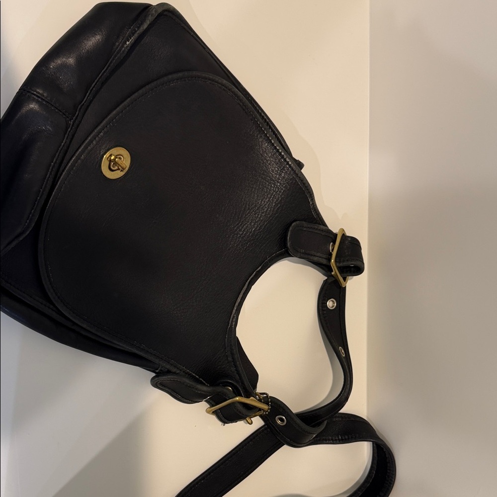 RARE Coach 9988 Black Leather Berkeley Saddle Crescent Bag